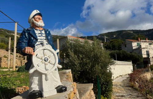 Apartments SUHO Komiza - Photo 43