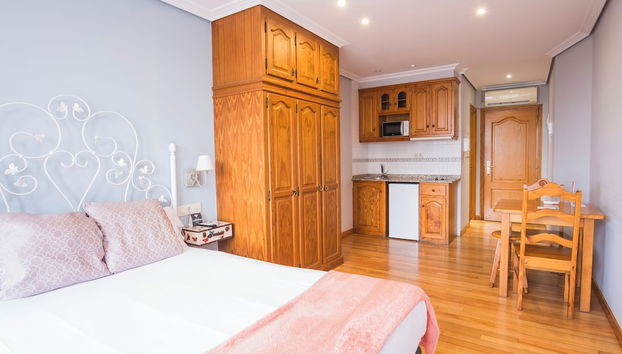 Apartamentos Alda Porta do Sol - Photo 2, Primary image