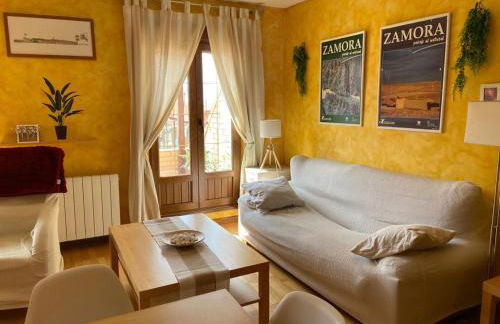 Atico centrico con terraza y garaje - Foto 2