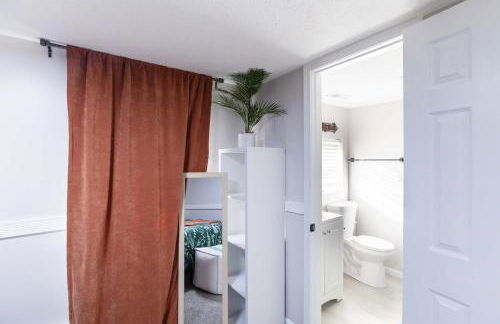 Whole Home Remodeled 1 Bed West Side Coffee Smrt TV WIFI - Foto 17