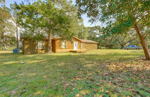 6 Mi to Main St Poplarville Cabin with Pasture View - Foto 31
