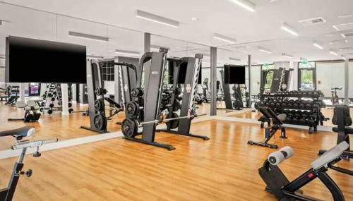 Luxury 1bedroom 1bath with balcony Midtown Phoenix - Photo 3