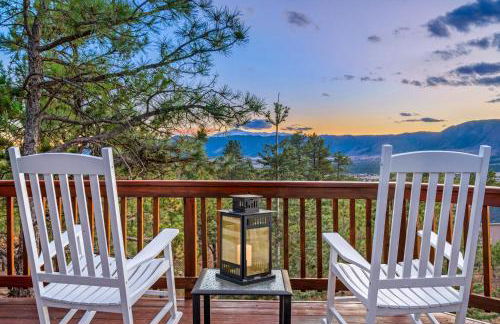 Expansive Monument Home Hot Tub and Mountain Views! - Foto 1