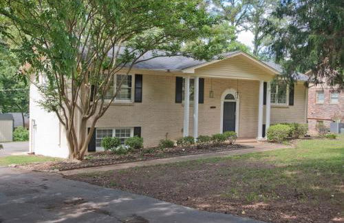 *The Governor's Mansion* Close to Downtown - Photo 6