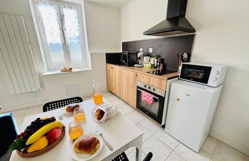 Le Maréchal Chic - Centre ville - Rive de Gier - Foto 10