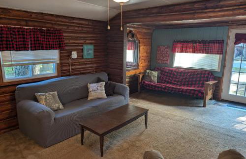 Catalina - Cute and Comfy with AC & Kayaks! - Photo 4