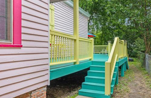 Uptown Colorful Cottage by the Riverwalk - Foto 3