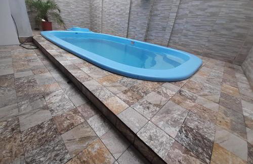 Casa com piscina em Bertioga 700m da praia - Foto 1