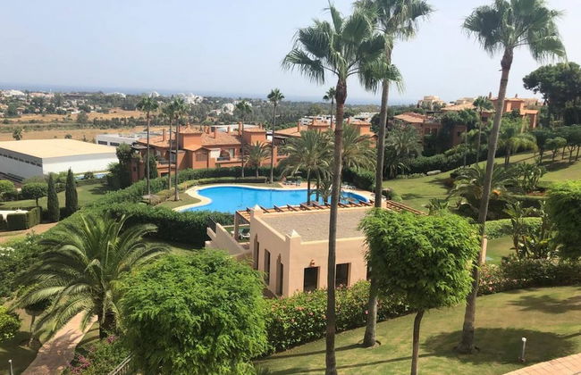 Beautiful Flat Near Golf Courses With sea Views - Photo 1