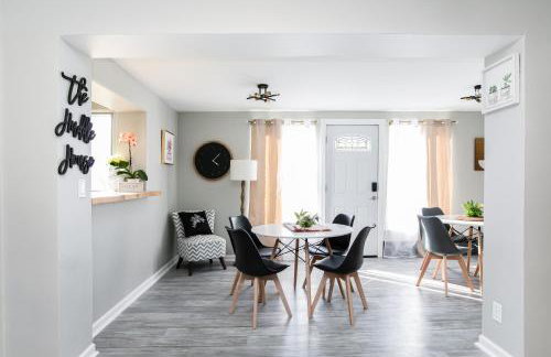 1mi to ND, King Beds, Easy Parking, Pet Friendly, Huge Fenced Yard for Games - Foto 24