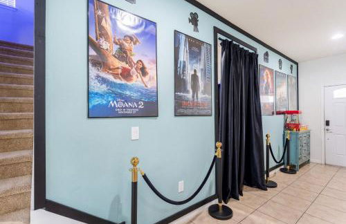 Luxury 8BR Villa with Pool, Spa, Theater & Game Room near Disney - Foto 59