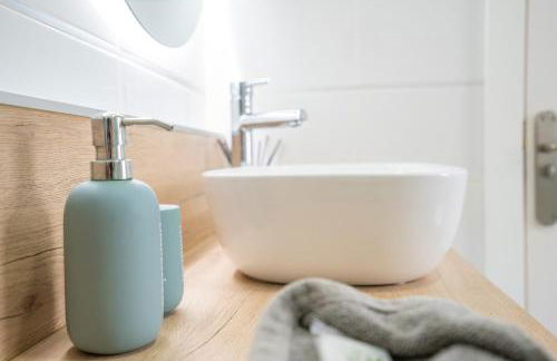 Ocean Vibes with sea view and private heated pool - Foto 35