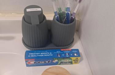 Fun Home in Pocono with Gameroom-Firpit-BBQ Grill-TV and AC in all rooms - Foto 47