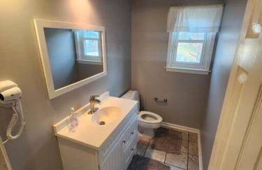 Large near Shops/Dining & easy access to freeway - Foto 22