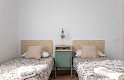 Piso renovado cerca del Ayuntamiento y del metro - Foto 4