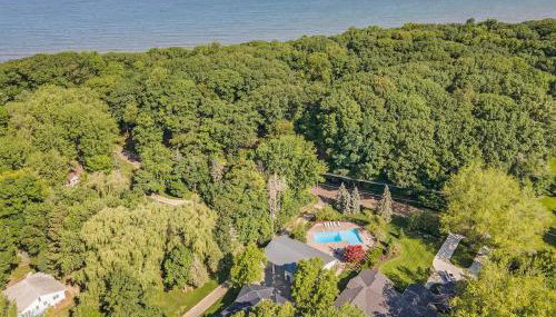 Beautiful Lakescape-4 BR Home with Heated Pool & Rec Space-Family Friendly - Foto 2