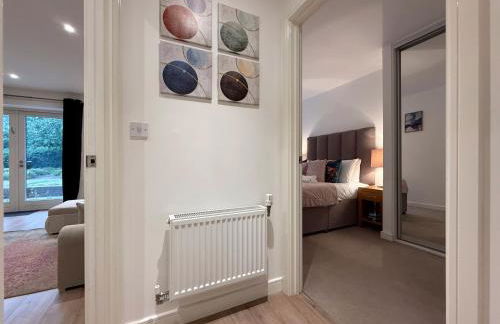 Laura's modern 1 bed apartment in Wimbledon - Foto 11