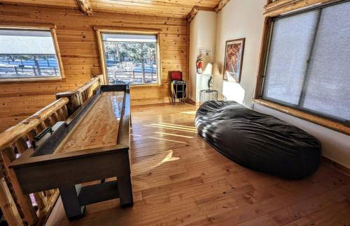 Bel Air of Big Bear - Fun & Tech & Massive Cabin - Foto 43