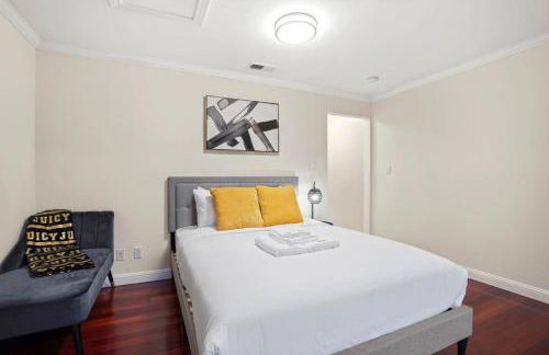 Lovely Relaxing Private Studio Near Westlake - Photo 5