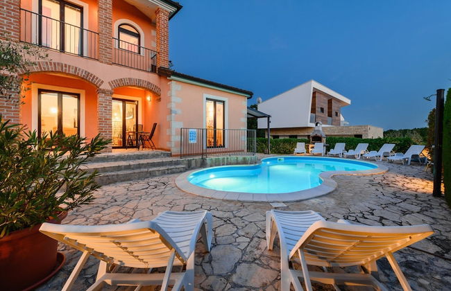 Villa in Visnjan With Private Heated Pool - Photo 16