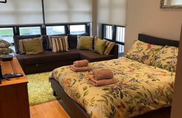 The Loch Lomond Townhouse In The Centre of Balloch - Foto 32