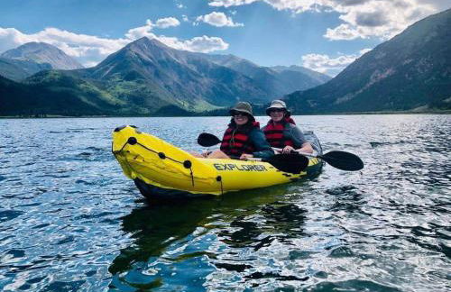 Historic Boho Brothel Lake Retreat Fast Wifi - Foto 28