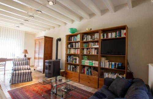 Maison avec Piscine Privée et Wifi en Dordogne - FR-1-616-501 - Foto 7