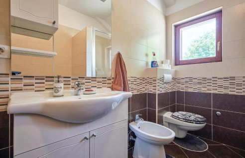 Lovely Home In Kladje With Kitchen - Photo 28