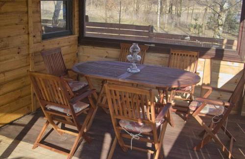 Domek letniskowy z linią brzegową i pomostem - Foto 3