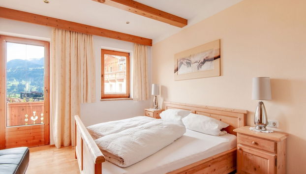 Modern Vacation Apartment With a View - Photo 3, Chambre