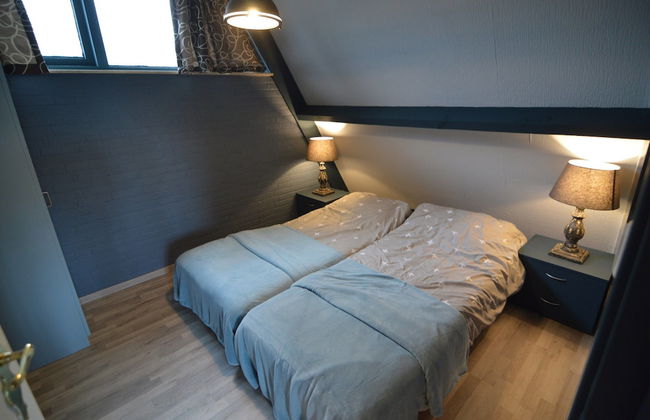 Holiday Home in Stramproy Near Forest - Photo 3