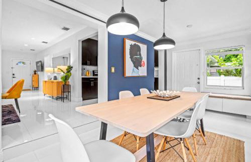 Arthaus- Fully Stocked Kitchen and Fenced Yard - Foto 19