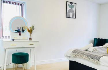 Mount Yard - Stylish Cottage - Close to Alton Towers - Peak District - Stoke-on-Trent Sleeps 5 - Foto 18