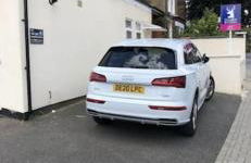 Group Friendly 2 Bed 2 Bath FREE PARKING for 2 Large Vans or up to 4 Cars Zone 2 Sleeps 10 Close to Central London and Zone 2 tube station - Photo 30