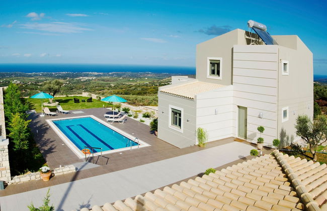 "villa Horizon - Elegance & Privacy With Scenic Views - Extended Pool" - Foto 1