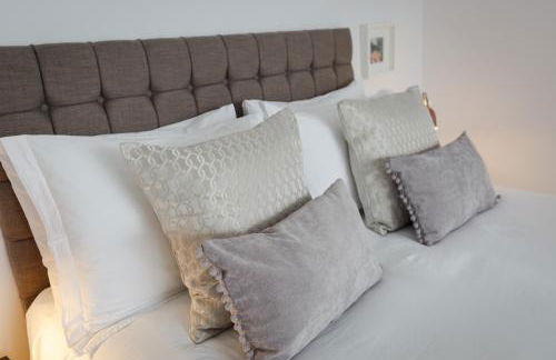 Dollar Apartments-41 Bridge Street - Photo 55