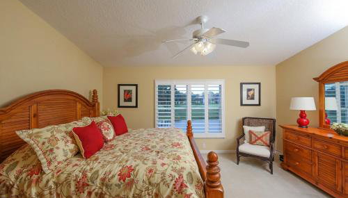 Beautiful lakefront 2BR condo in Heritage Oaks Golf and Country Club - Foto 4