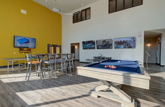 Kasa Westown Milwaukee - Photo 59