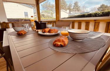 Les Charmettes Mobilhome 2 ch Climatisé - Terrasse Totalement Abritée - Locsweethome - Foto 35