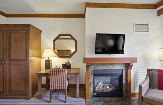 1325 Studio @ The Lodge at Spruce Peak - Photo 7