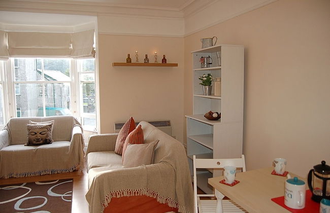 CLOCK TOWER APARTMENTS - Photo 22