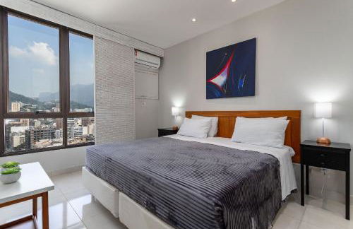 (1806) A 150 Metros da Praia do Leblon com Academia, Arrumação Diária, Vista Mar e Vista para o Cristo - Photo 49