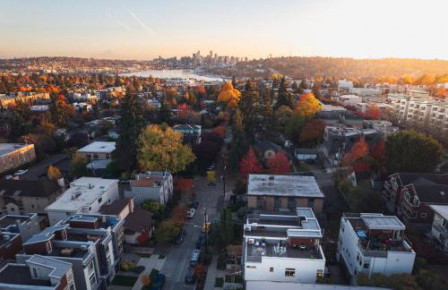 Rooftop access and Views Lake Union Lookout - Photo 15