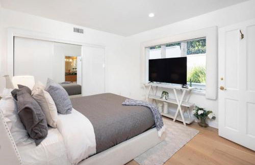 Stradella Spanish - Contemporary Mediterranean Estate w/ Resort-style Yard - Photo 52