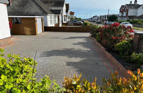 Whispering Waves Guest house, Brighton-8 mins, Guests 4, Beachfront, Free parking, WiFi, Kitchen and AC - Foto 19