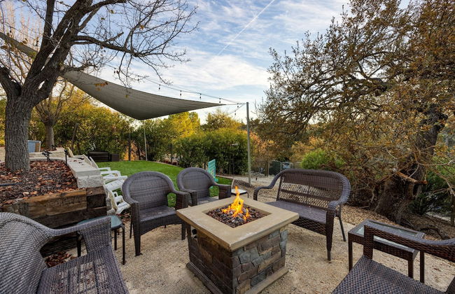 Terrace Hill Modern Paso Robles Escape Near Wineries Dining and Hot Springs - Photo 3