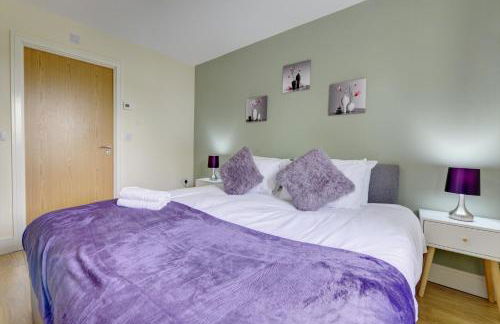 Modern Comfort, 2BR, Ensuite, Parking - Foto 16