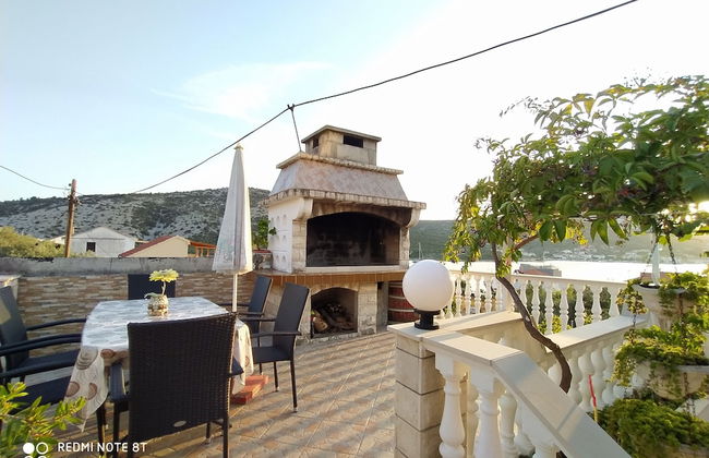 Romantic Apartment With Sea View Vinišće, Dalmatia - Foto 33