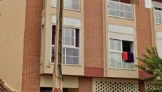 Precioso apartamento con garaje en Avenida Andalucía 77 playa Mezquitilla - Foto 2