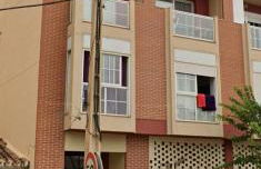 Precioso apartamento con garaje en Avenida Andalucía 77 playa Mezquitilla - Foto 2